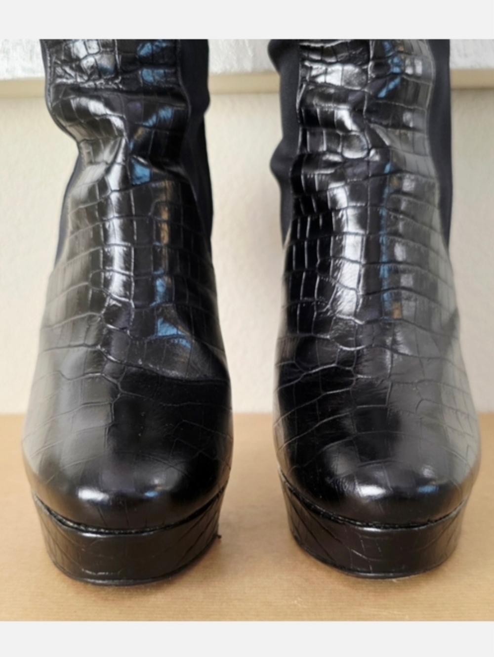 Jimmy Choo Black Croc-Embossed Knee-High Heeled Boots with Stretch Panels US 8 - Picture 8 of 16